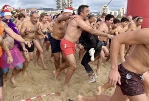 Primer bany de l’any 2026 a la província de Girona