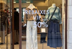 El petit comerç i les grans superfícies gironines pronostiquen una bona campanya de rebaixes