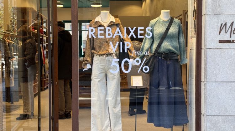 El petit comerç i les grans superfícies gironines pronostiquen una bona campanya de rebaixes